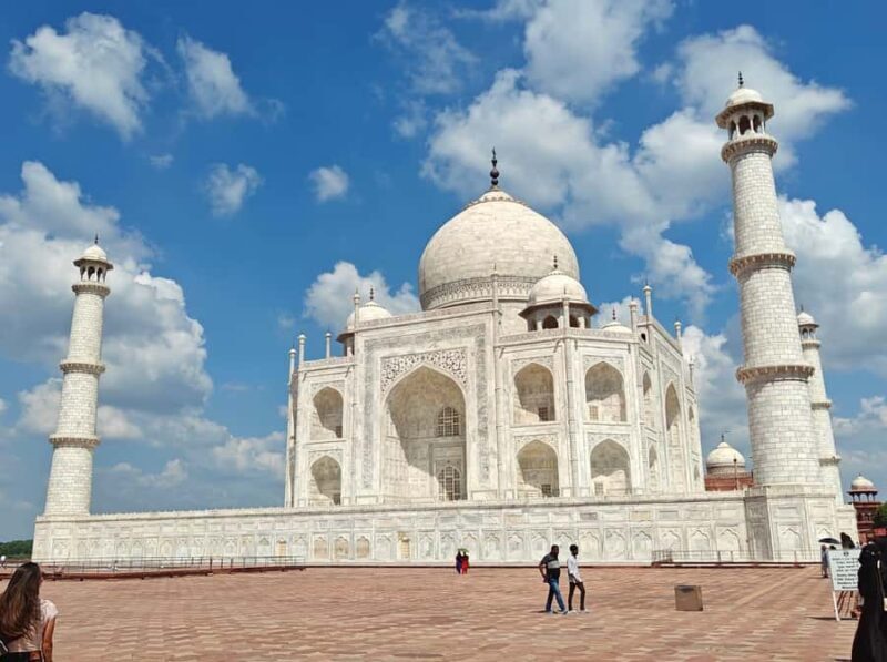 Taj Mahal Tour with Professional Photographer & Tour Guide - The Experience from Reviews