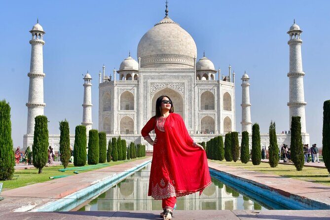 Taj Mahal Tour With Professional Photographer With Rental Saree - FAQ