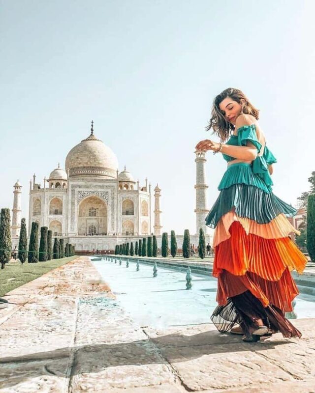 Taj Mahal Vip tickets with complimentary guide & pickup/drop - Who Should Consider This Tour?