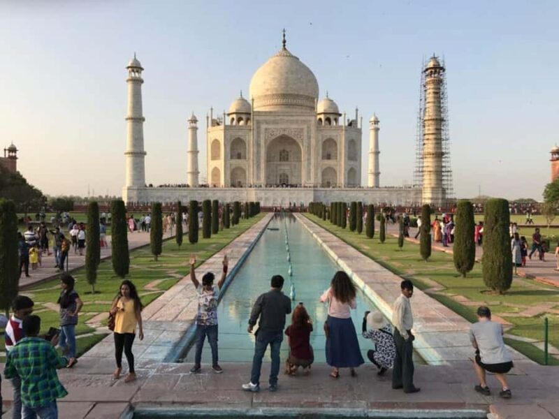 Taj Mahal Vip tickets with complimentary guide & pickup/drop - The Sum Up