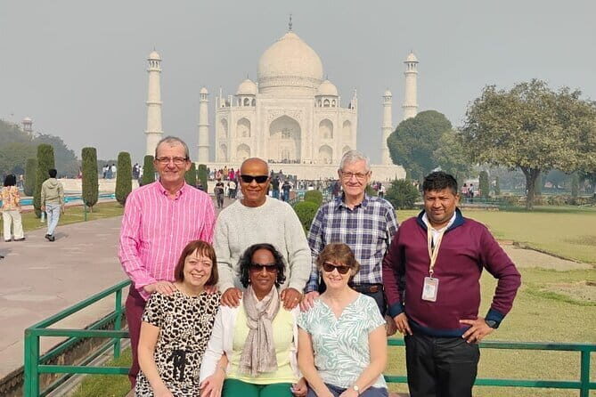 Taj Mahal visits with Licensed Guide with Entry Assistance - What This Tour Offers