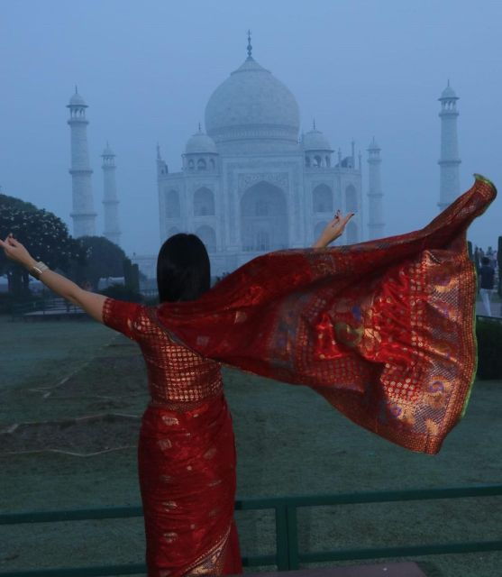 Taj Mahal With Professional Photoshoot. - Additional Information