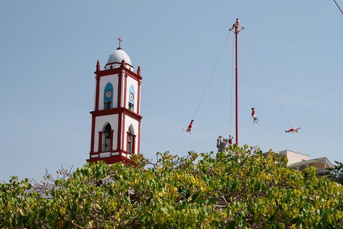 Tajin Ruins Day Trip and Vanilla Factory Experience - Tour Experience