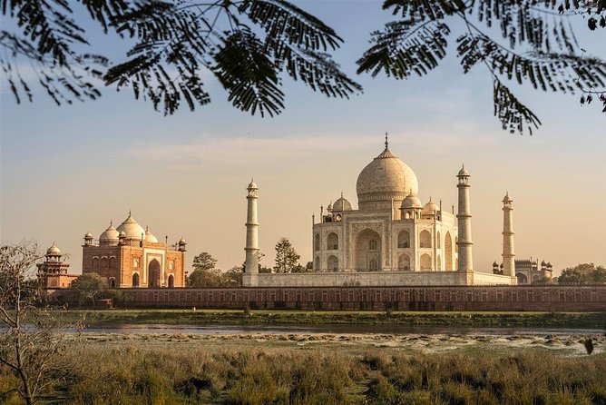 Tajmahal Overnight Tour From Delhi - What to Expect