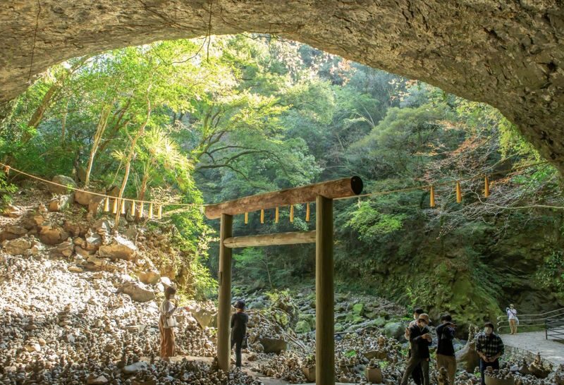 Takachiho Gorge & Kamishikimi Kumanoza Shrine Full-Day Secret Valley Tour - Is $45.75 good value?