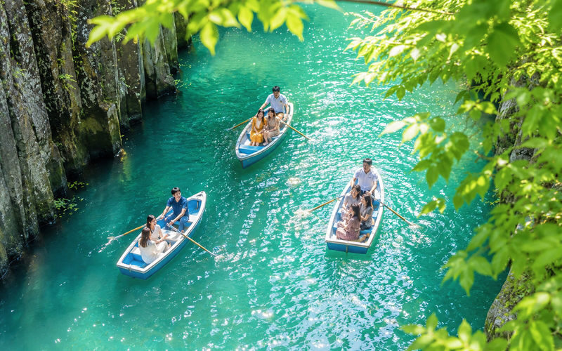 Takachiho Gorge & Kamishikimi Kumanoza Shrine Full-Day Secret Valley Tour - Who is likely to enjoy this outing?