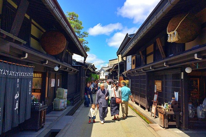 Takayama Arts & Crafts Local Culture Private Tour With Government-Licensed Guide - Cancellation Policy