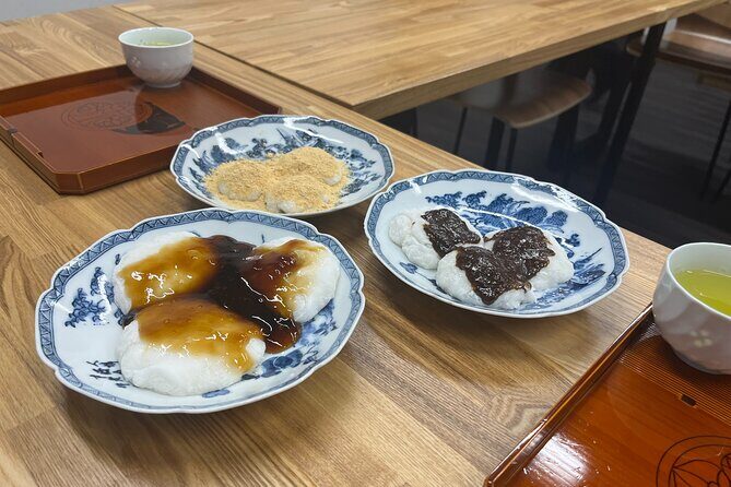 Takayama Mochi Making Experience in a Buddhist Temple - Shaping and Tasting Your Mochi