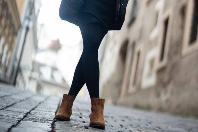 Take Fabulous Photos of Yourself in Vienna - Best Locations for Solo Photoshoots