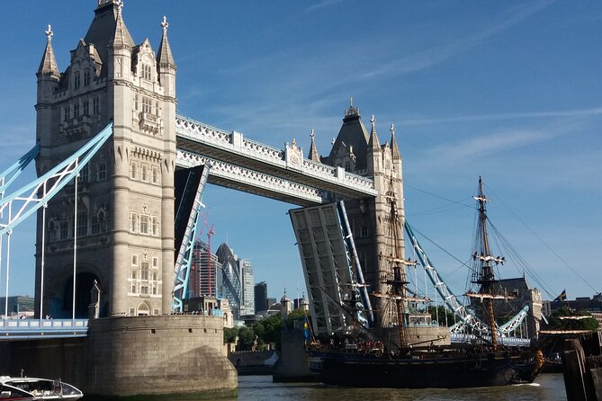 Take Your Time Private London Walking Tour - Traveler Photos and Visual Preview