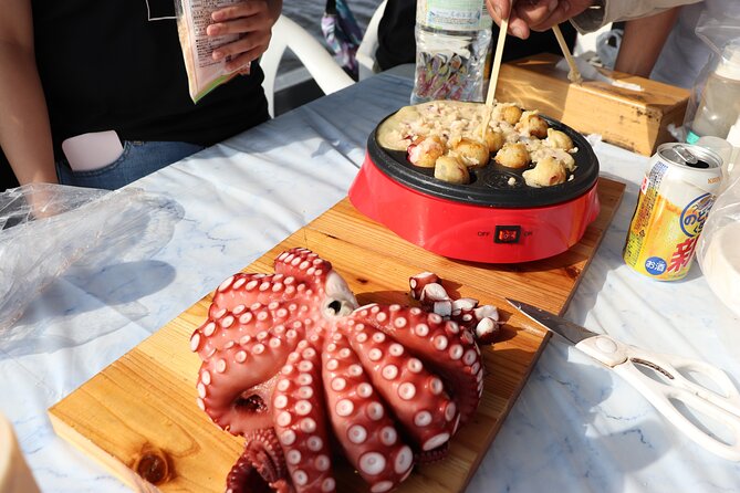 Takoyaki Cooking Experience in Osaka Bay by Cruise - Weather and Minimum Traveler Requirements