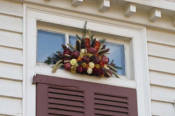 Tales of Christmas Past and Present in Williamsburg - Good To Know