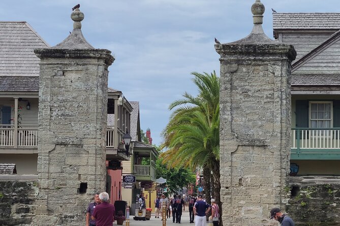Tales of the Oldest City History, Haunts and Legends - Inclusions