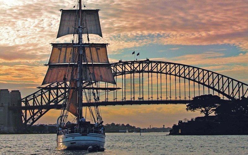 Tall Ship Dinner Cruise on Sydney Harbour - At a glance: ship, dinner and timing