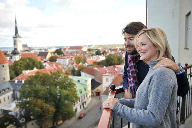 Tallinn 1 Hour Romantic Photo Tour - Tour Overview