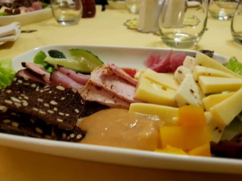 Tallinn: Estonian Food, Drinks and History Tour - Good To Know