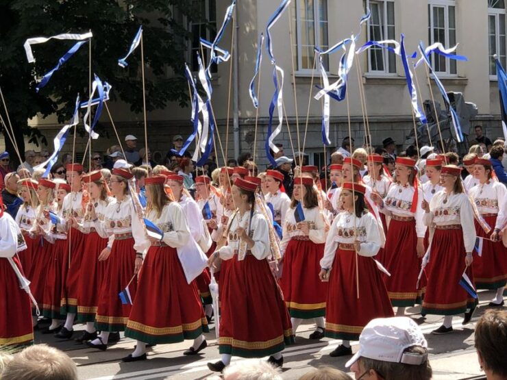 Tallinn: Highlights Shore Excursion With Return Transfer - Activity Details