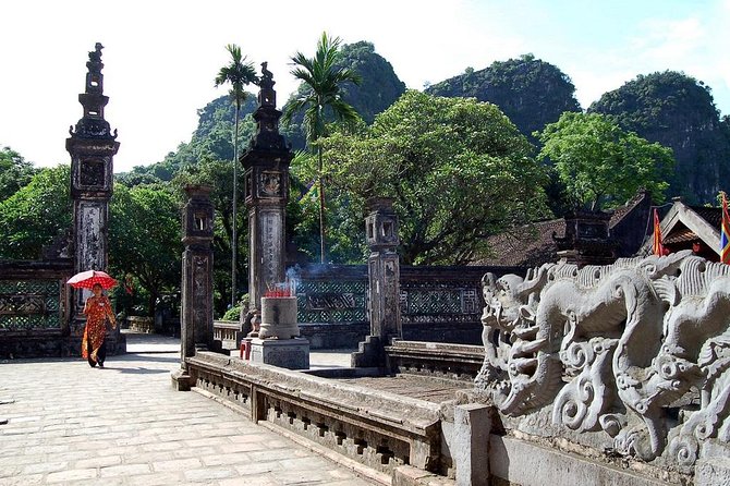 Tam Coc Boat Ride - Hoa Lu Ancient & Mua Point View (Small Group) - Sampan Boat Ride