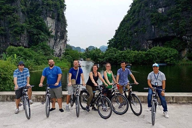 Tam Coc Boat Trip & Hoa Lu Ancient (Small Group & Limousine Car) - Common Questions