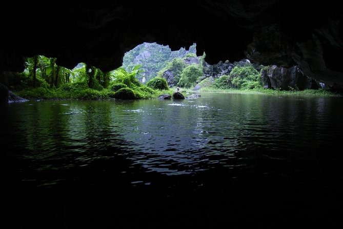 Tam Coc Ninh Binh - Hoa Lu - Deluxe Daily Group Tour - Start Time