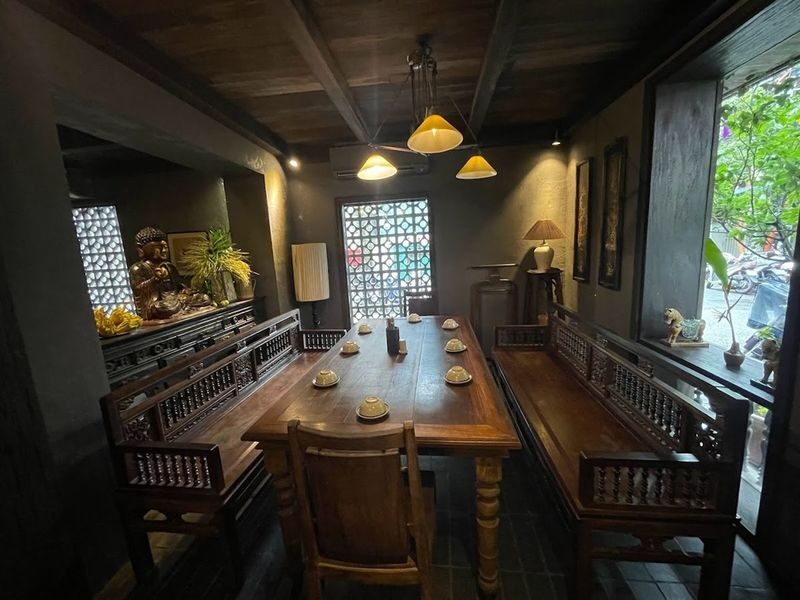 Tam Vi Michelin Restaurant: Authentic Vietnamese Dining Experience - What the price includes, and what it leaves out