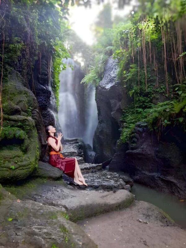 Taman Beji Griya Waterfall Melukat Ritual - Practical Details and Considerations