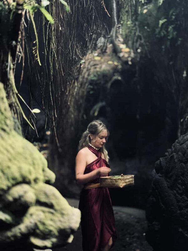 Taman Beji Griya Waterfall Melukat Ritual - FAQs