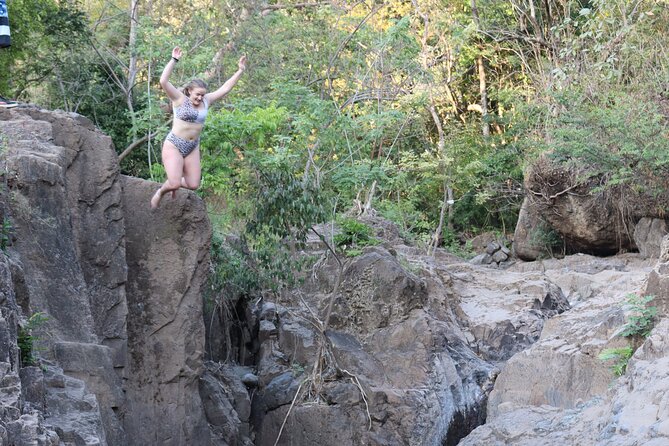 Tamanique Waterfalls Tour From Surf City - Meeting and Pickup Points