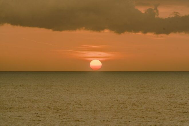 Tampa Bay: Private Sunset Cruise With Champaign or Wine - Safety and Comfort Standards
