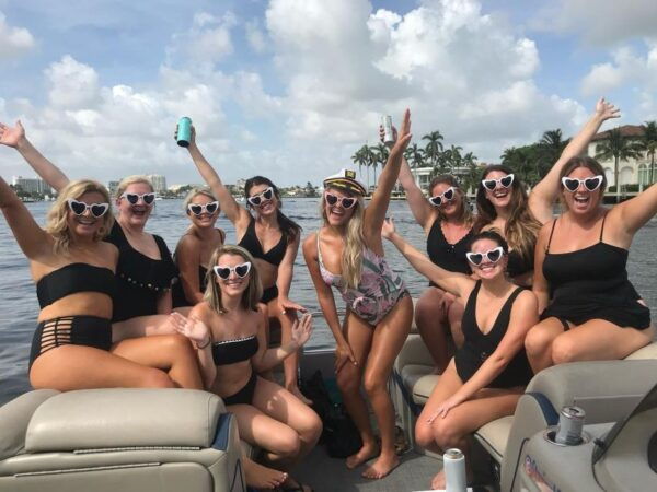 Tampa: Private Party Pontoon Boat Rental For up to 12 People - Common Questions