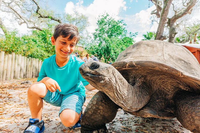 Tampas ZooQuarium Admission - Combined Ticket Option for Cost Savings and Convenience