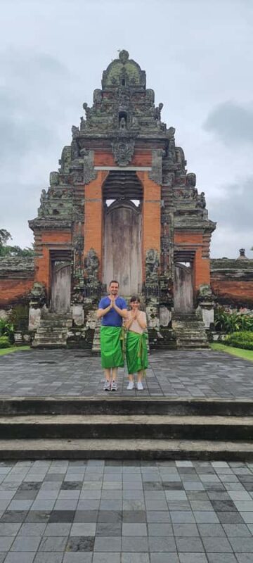 Tanah lot, Beratan lake temple, Jatiluwih rice terrace - Discovering the Highlights of North Bali