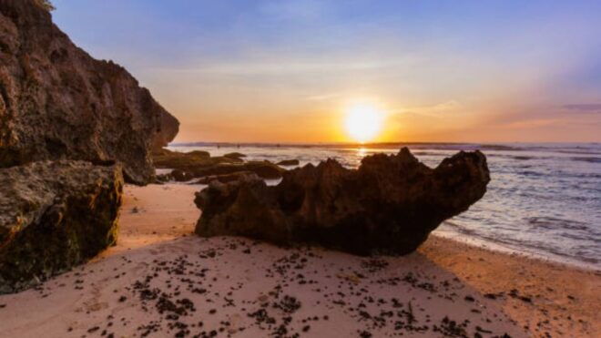 Tanah Lot, Padang-Padang Beach & Sunset at Uluwatu Temple - Picture-Perfect Moments: Instagram-worthy Shots
