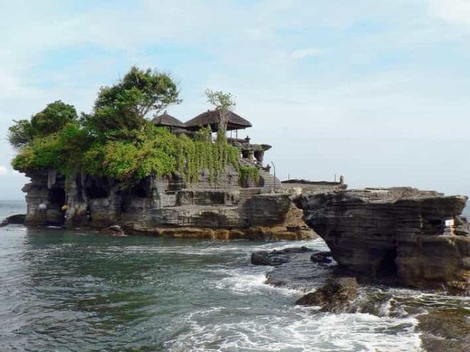 Tanah Lot Temple With Ubud Tour and Watching the Kecak Dance - Questions You May Have