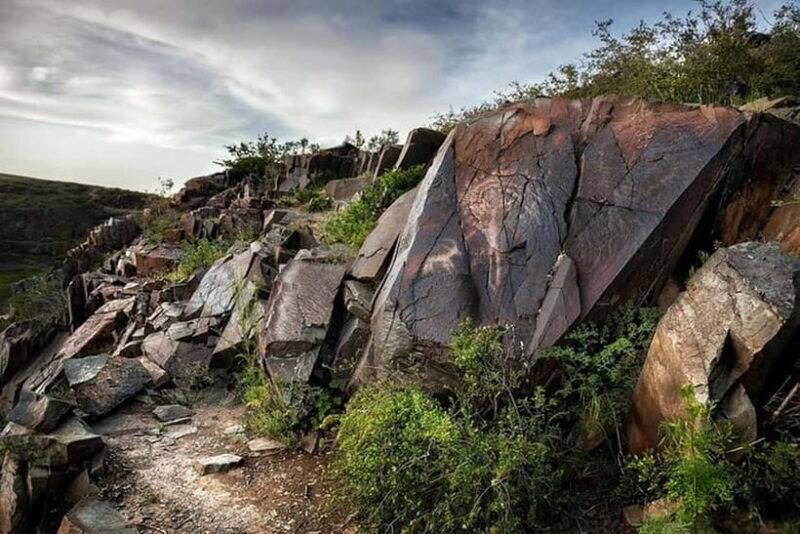 Tanbaly Gorge: Ancient Petroglyphs UNESCO Site Day Tour - Off the Beaten Path and Crowds