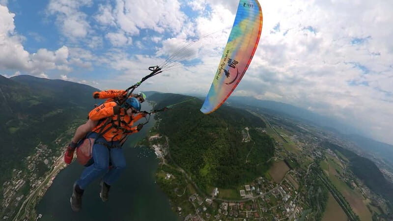 Tandem flight: Paragliding panorama tandem flight - Good To Know
