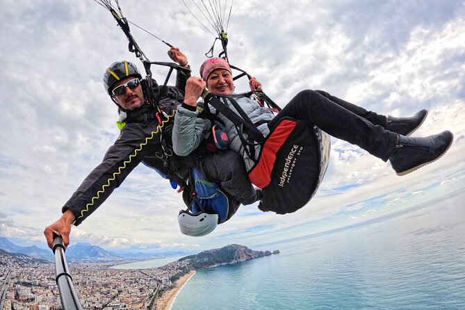 Tandem Paragliding in Alanya With Professional Licensed Pilots - Equipment and Gear Required for Tandem Paragliding