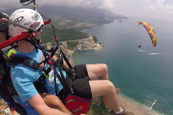 Tandem Paragliding in Budva - Meeting and Pickup