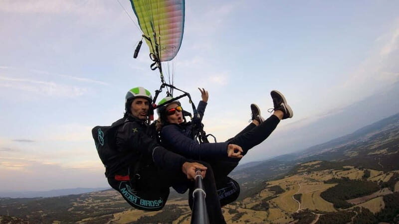 Tandem Paragliding over Barcelona + Transport - The Experience in Detail: What You Can Expect