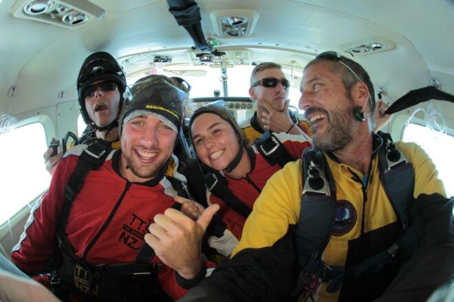 Tandem Skydive Experience in Taupo - Booking and Requirements