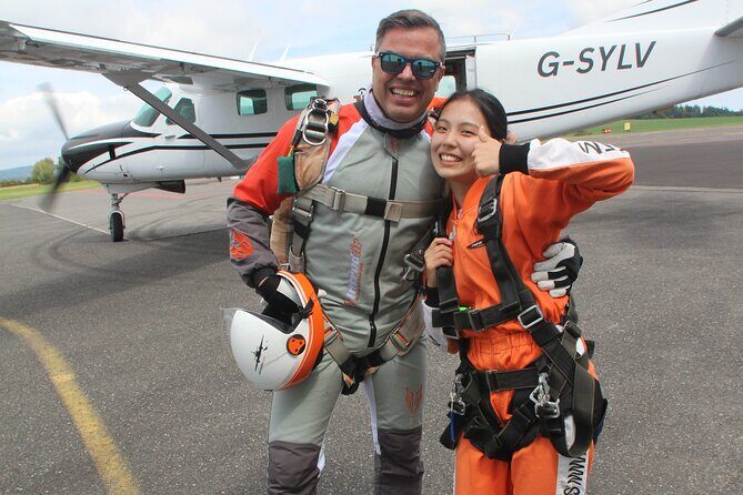 Tandem Skydiving in Prague - Tandem Jump with transfers! - Who Is This Tour Best For?