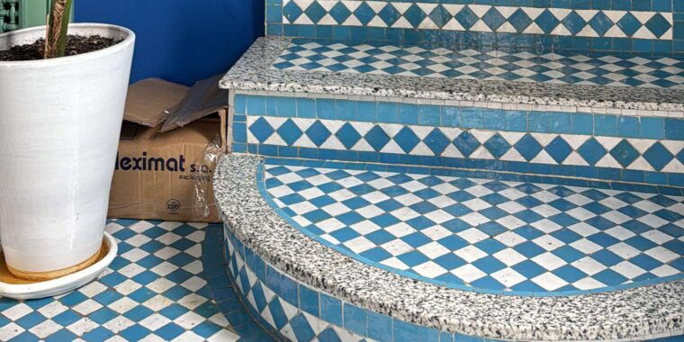 Tangier Private Luxury Tour From Tarifa All Inclusive - Indulge in Authentic Moroccan Cuisine