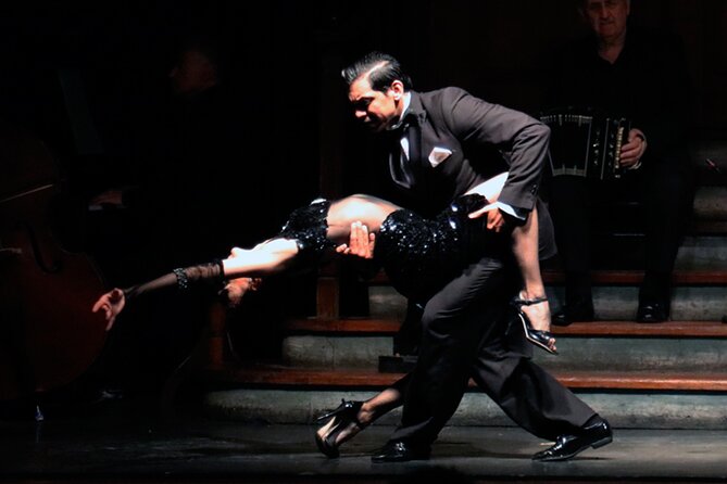 Tango Show and Dinner At: Aljibe Tango - Argentine Folklore Insights From Dancers