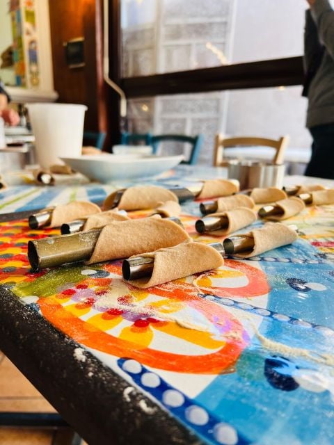 Taormina: Cannoli Making Class - Meeting Point