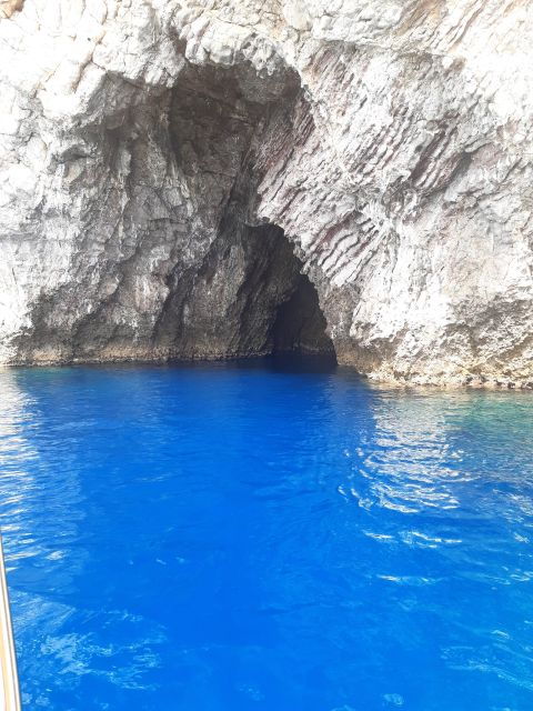 Taormina Coast : Isola Bella and Grottos Tour With Aperitif - Activity Details