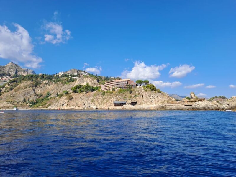 Taormina: Coastline Boat Tour with Aperitif and Snorkeling - Why It’s a Great Choice