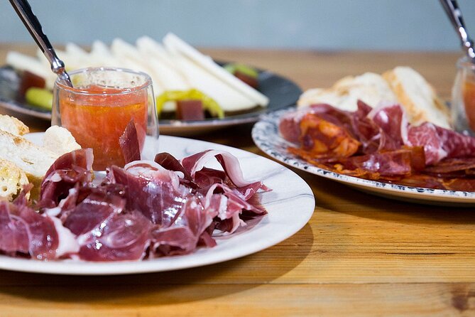 Tapas Dinner and Flamenco Show in Valencia - Whats Included