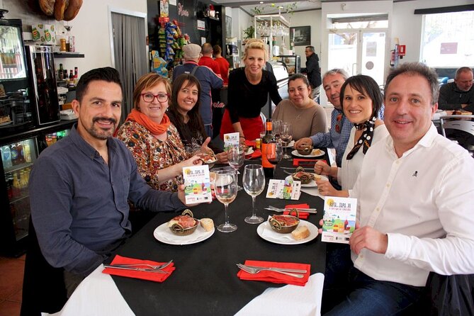Tapas Tour With Drinks and Tapas Included at Old Town of Santiago - The Sum Up