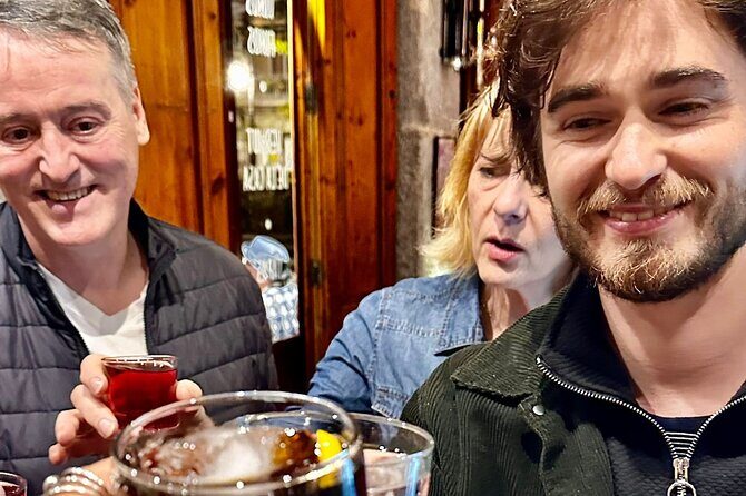 Tapas&Tours with Leo - Tasting Culture and History - Dining and Drinking: What to Expect