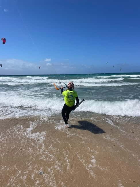 Tarifa: Kitesurfing Group Lesson - What to Expect from the Kitesurfing Group Lesson in Tarifa